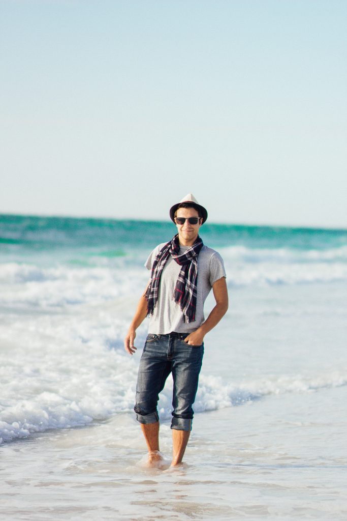 Plaid Scarf / Fair Trade / Ethical / Men's Fashion / Outfit Ideas / Beach Style Click to shop and join our mailing list to learn more, get coupons and promos, and get the first look at new product releases: https://kindredmovement.com/subscribe/ #fairtrade #ethicalfashion #sustainable #ecofriendly #empoweringwomen #endpoverty #directsales #handmade #handcrafted