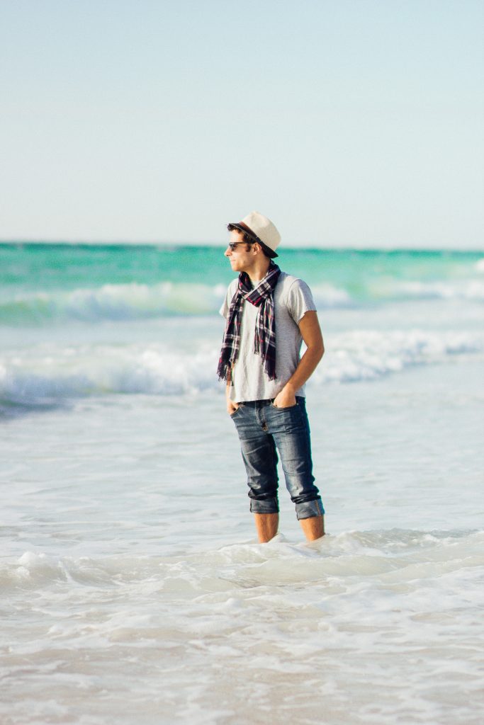 Plaid Scarf / Fair Trade / Ethical / Men's Fashion / Outfit Ideas / Beach Style Click to shop and join our mailing list to learn more, get coupons and promos, and get the first look at new product releases: https://kindredmovement.com/subscribe/ #fairtrade #ethicalfashion #sustainable #ecofriendly #empoweringwomen #endpoverty #directsales #handmade #handcrafted